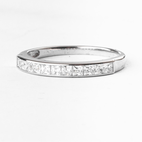 Minimalist luxury simulated diamond 1 CTW 14KT white gold band ring Absolute 8 - Picture 10 of 16